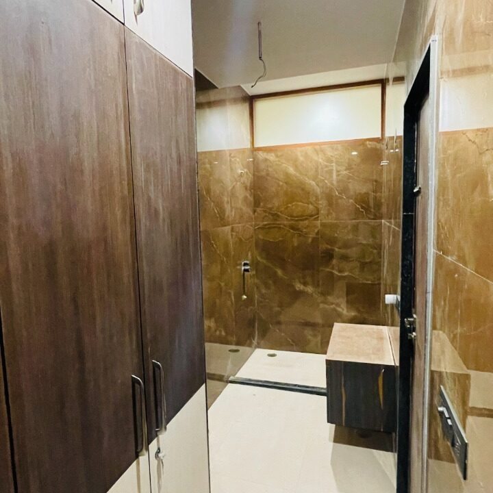 4BHK duplex@ Jagdamba nagar (9)