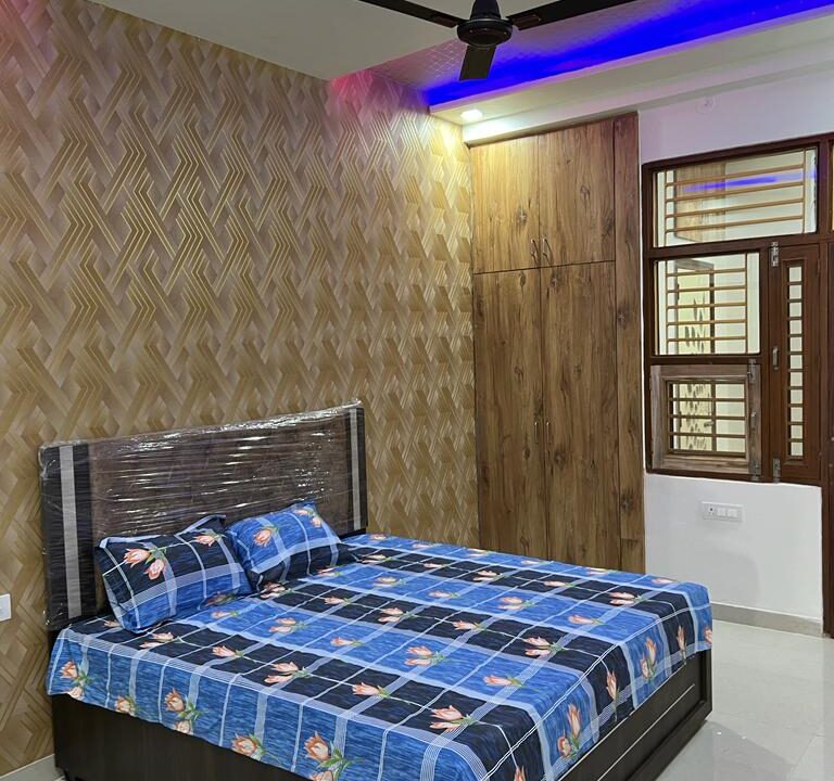 Dronpuri 4bhk (14)