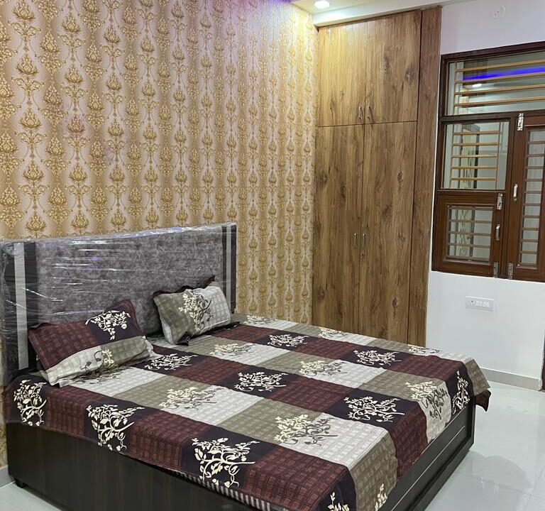 Dronpuri 4bhk (22)